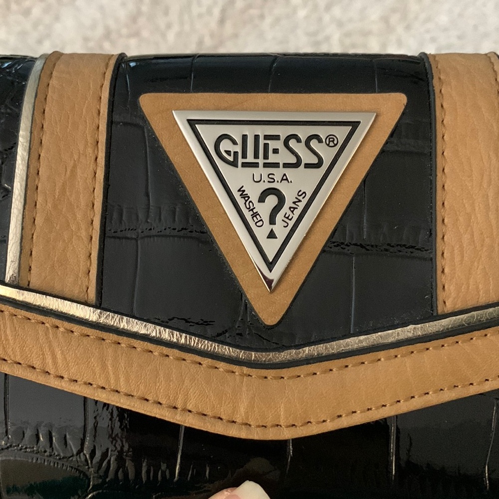 Guess Patent Snakeskin Wallet - Picture 5 of 17